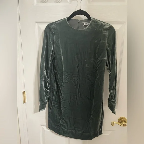 NWT COS green velvet dress NWT COS green velvet dress
